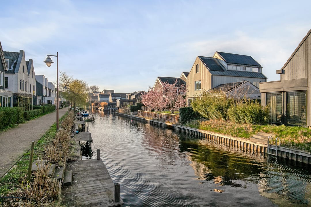 Photo 47 of Muyderban 26