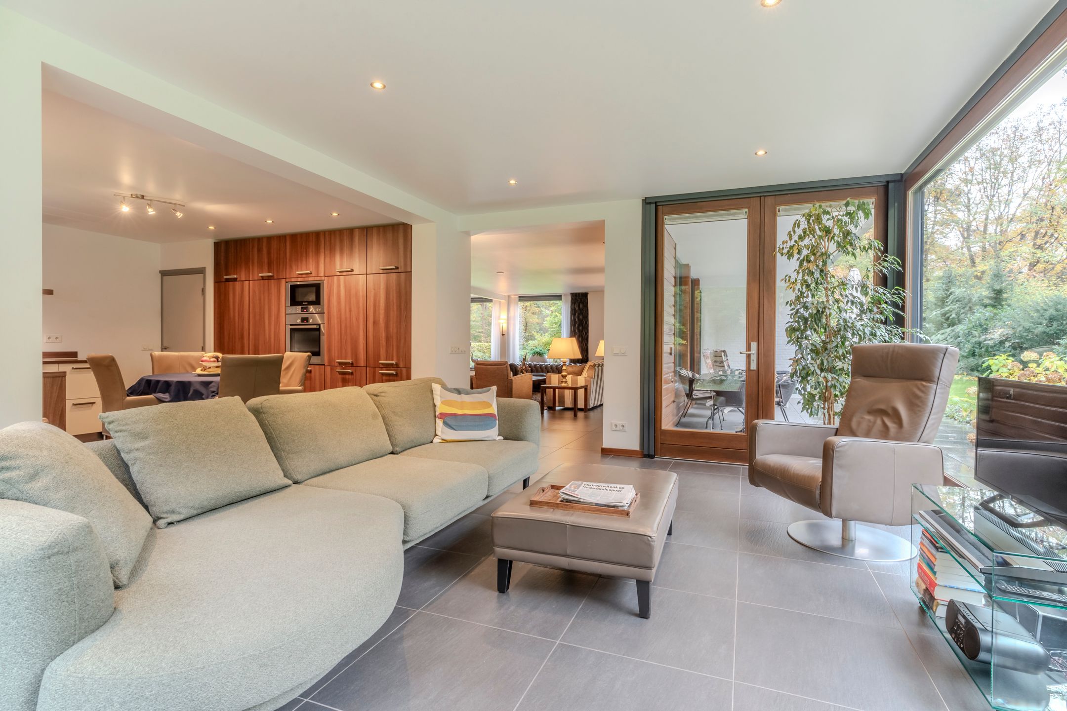 Foto 9 van Finantiën 2