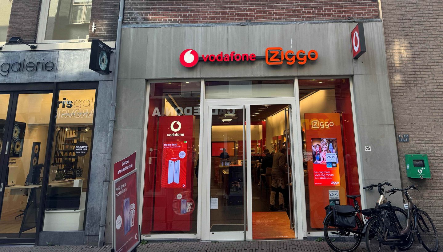 Bekijk foto 1 van Vijzelstraat 25