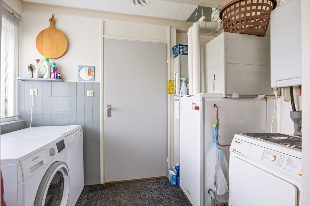 Foto 32 van Leliestraat 12