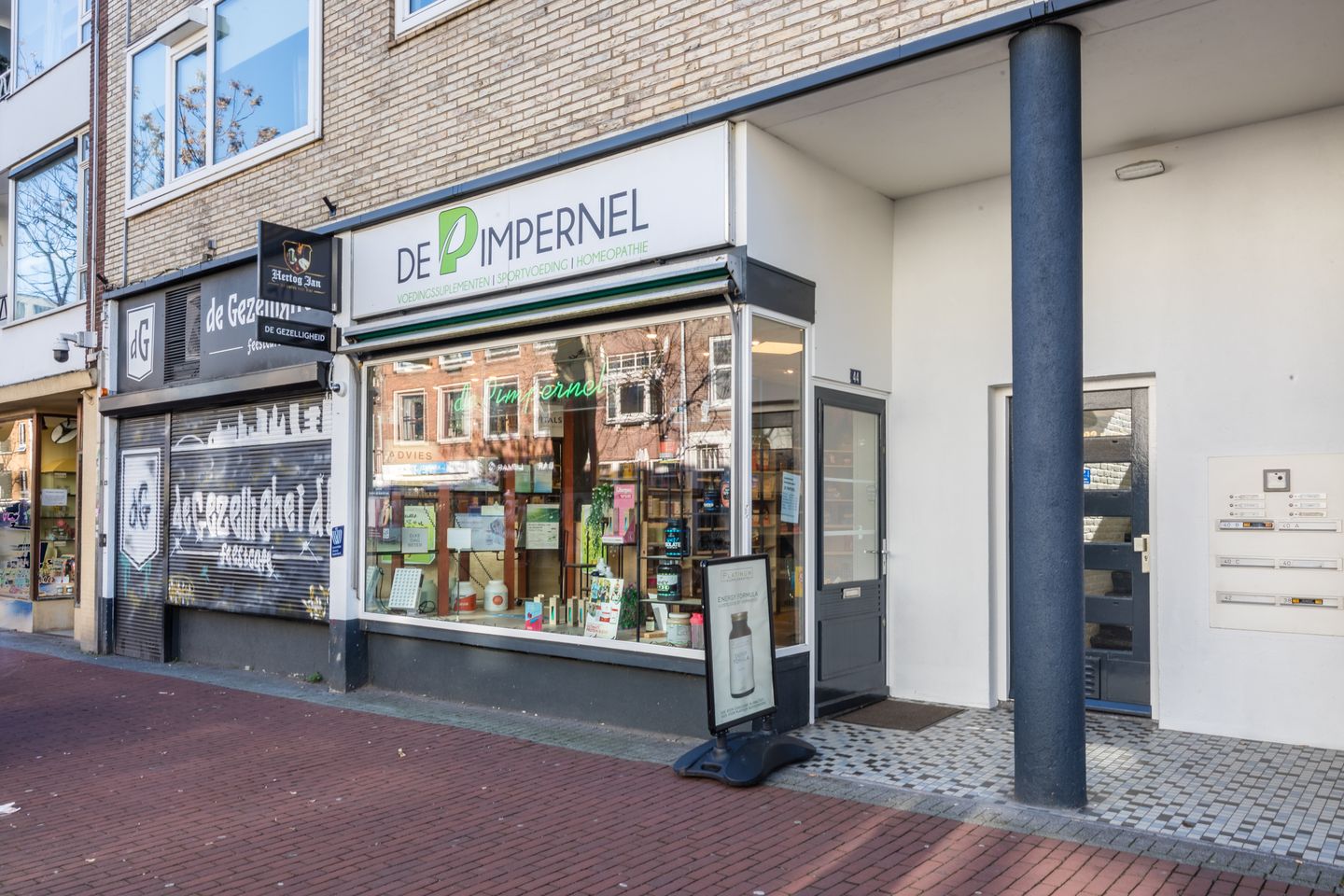 Bekijk foto 2 van Bloemerstraat 44