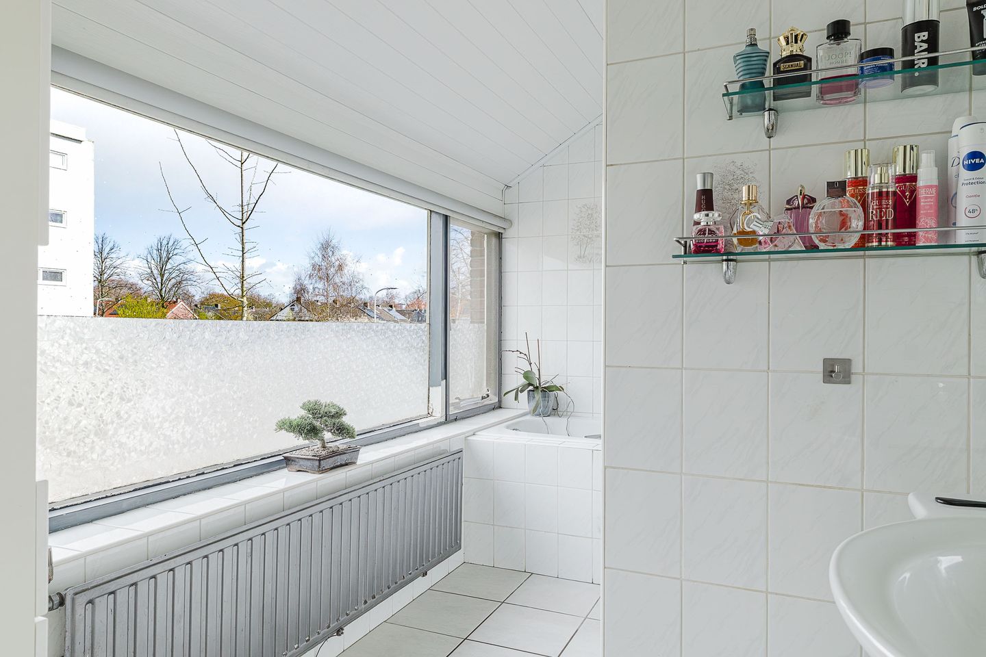 Foto 25 van Adriaen van Ostadestraat 9