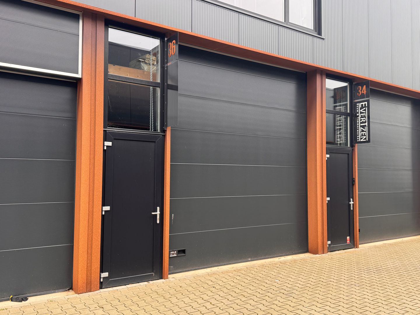 View photo 2 of Josink Maatweg 36