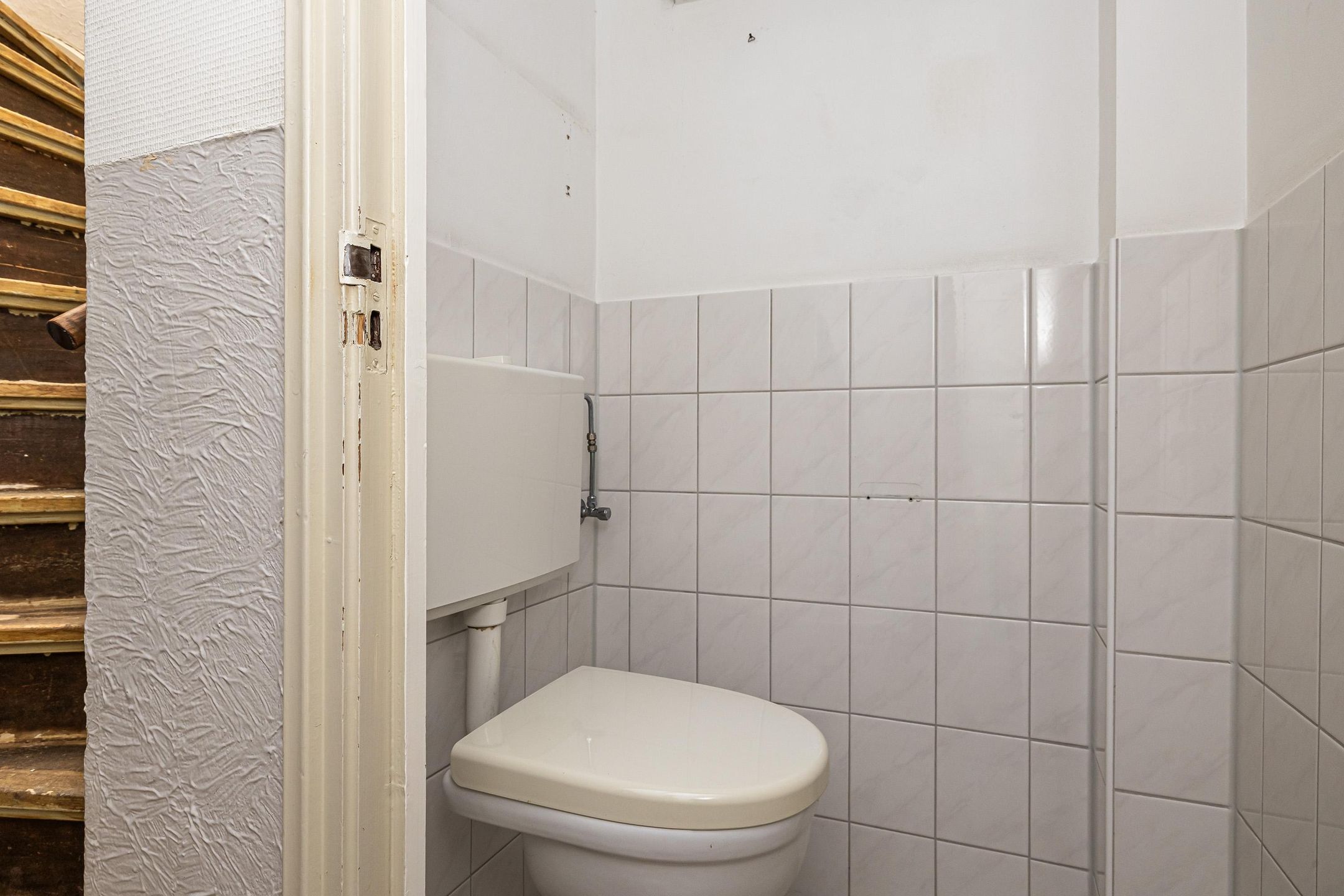 Foto 6 van Burg. Weimalaan 15