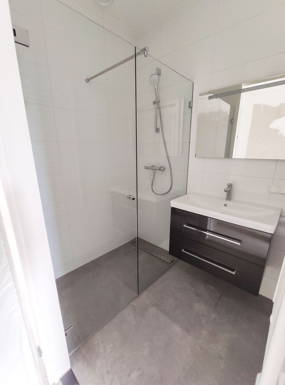 Foto 16 van Friesestraatweg 141-236