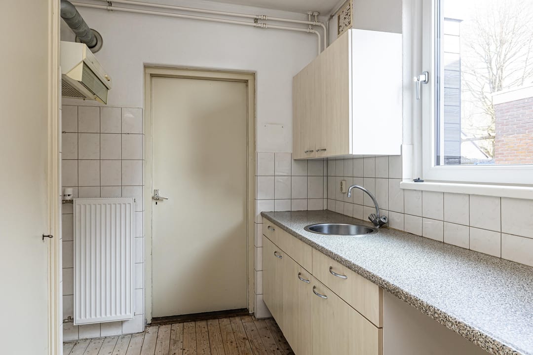 Foto 7 van Burg. Weimalaan 15