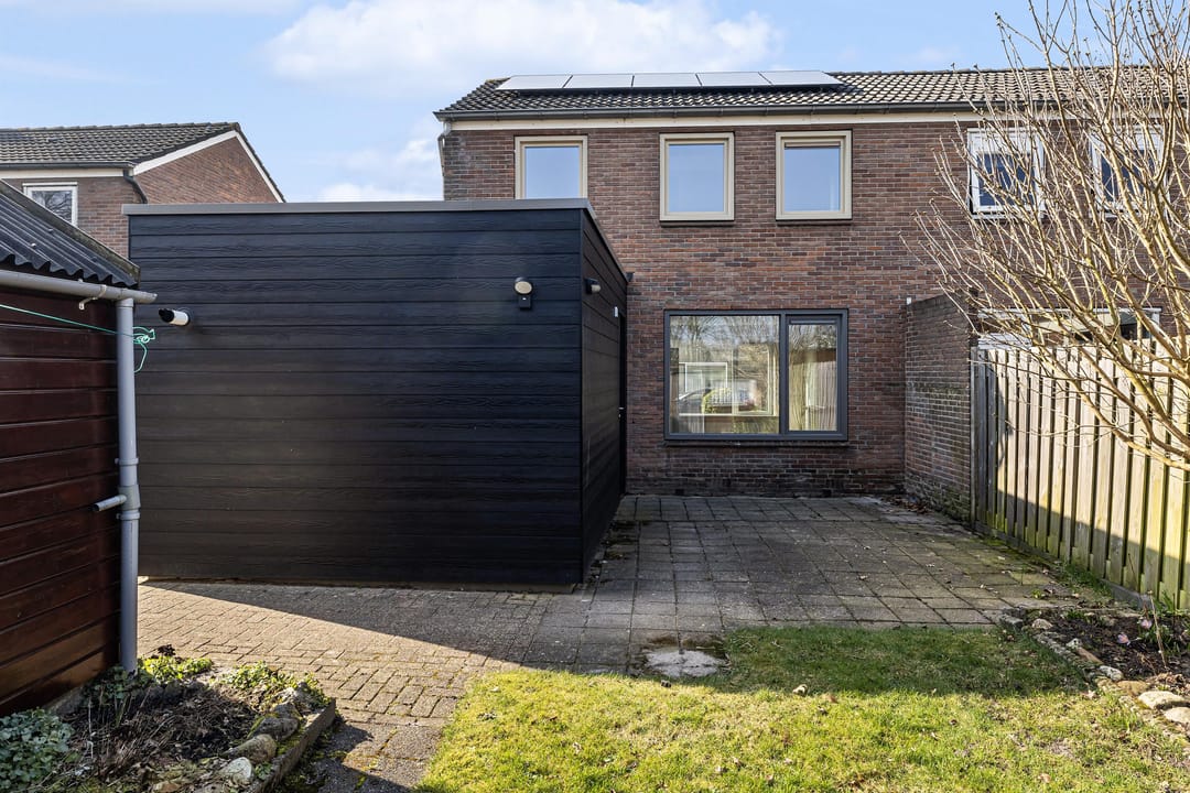 Foto 13 van Burg. Weimalaan 15