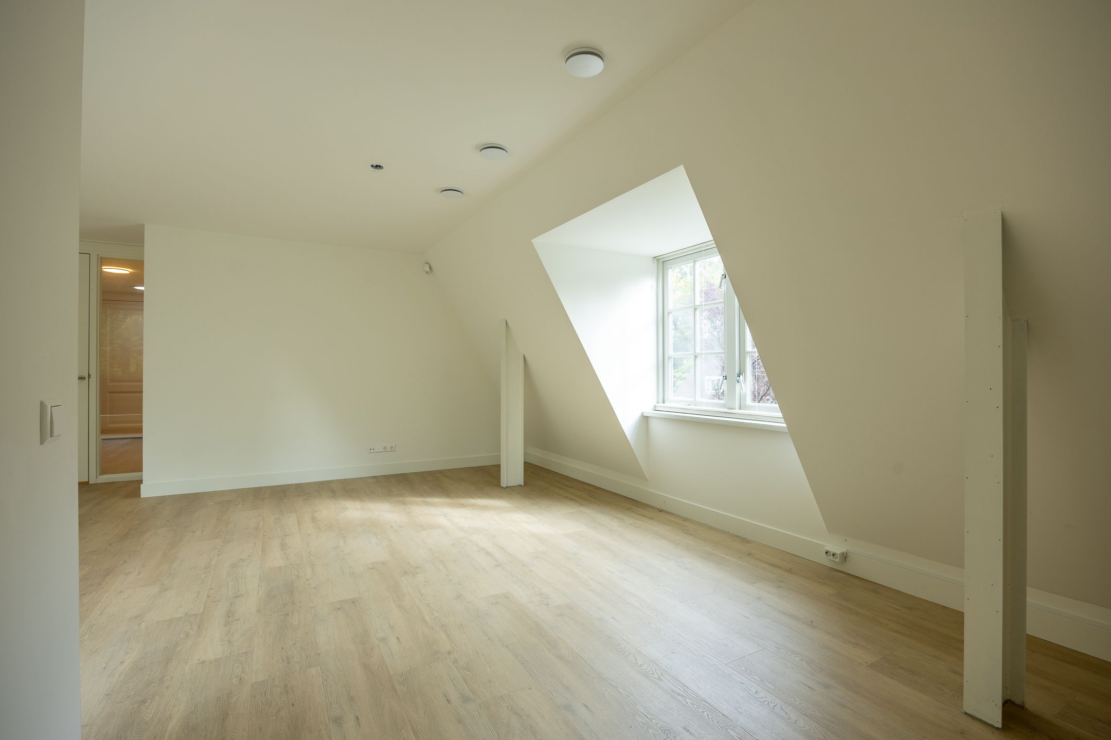 Foto 12 van Klompven 26-F