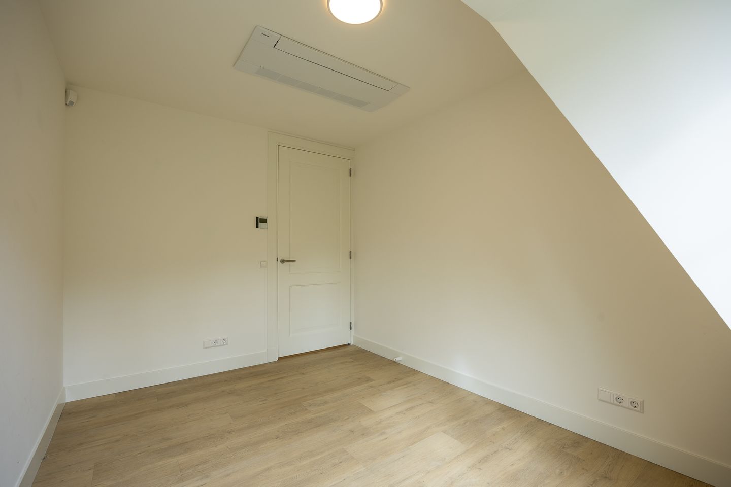 Foto 20 van Klompven 26-F