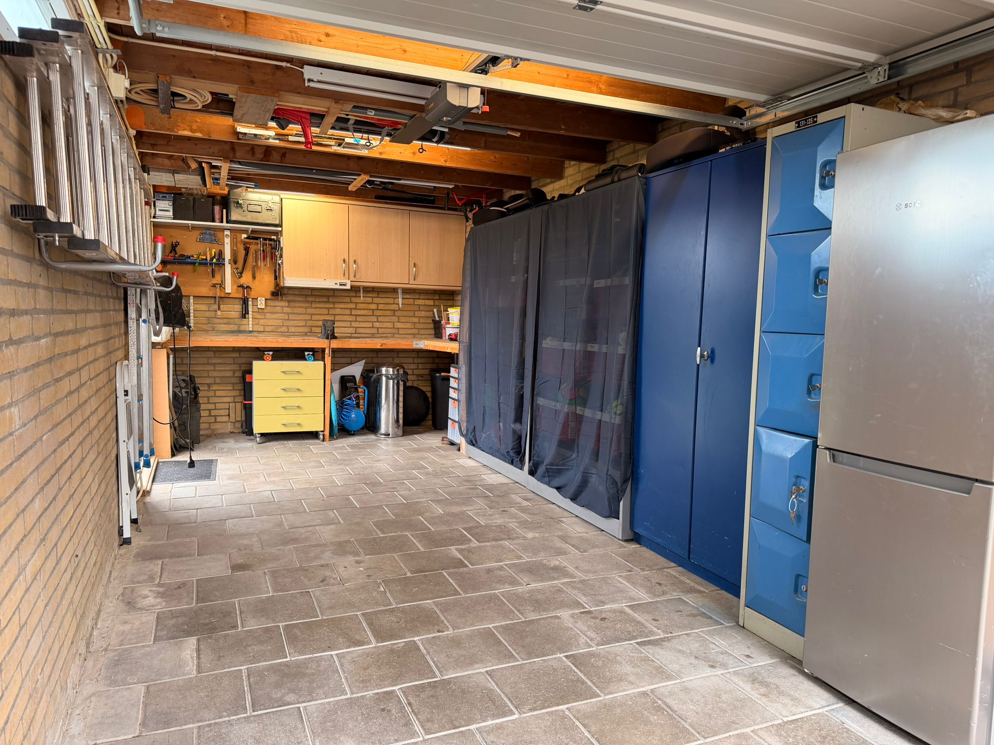 Spacious Corner House with Extended Living Room and Large Plot in Duiven Centre — 55