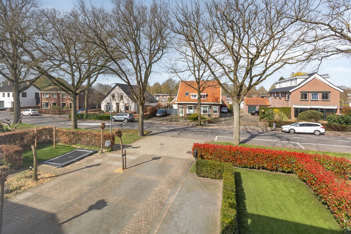 Spacious Corner House with Extended Living Room and Large Plot in Duiven Centre — 34