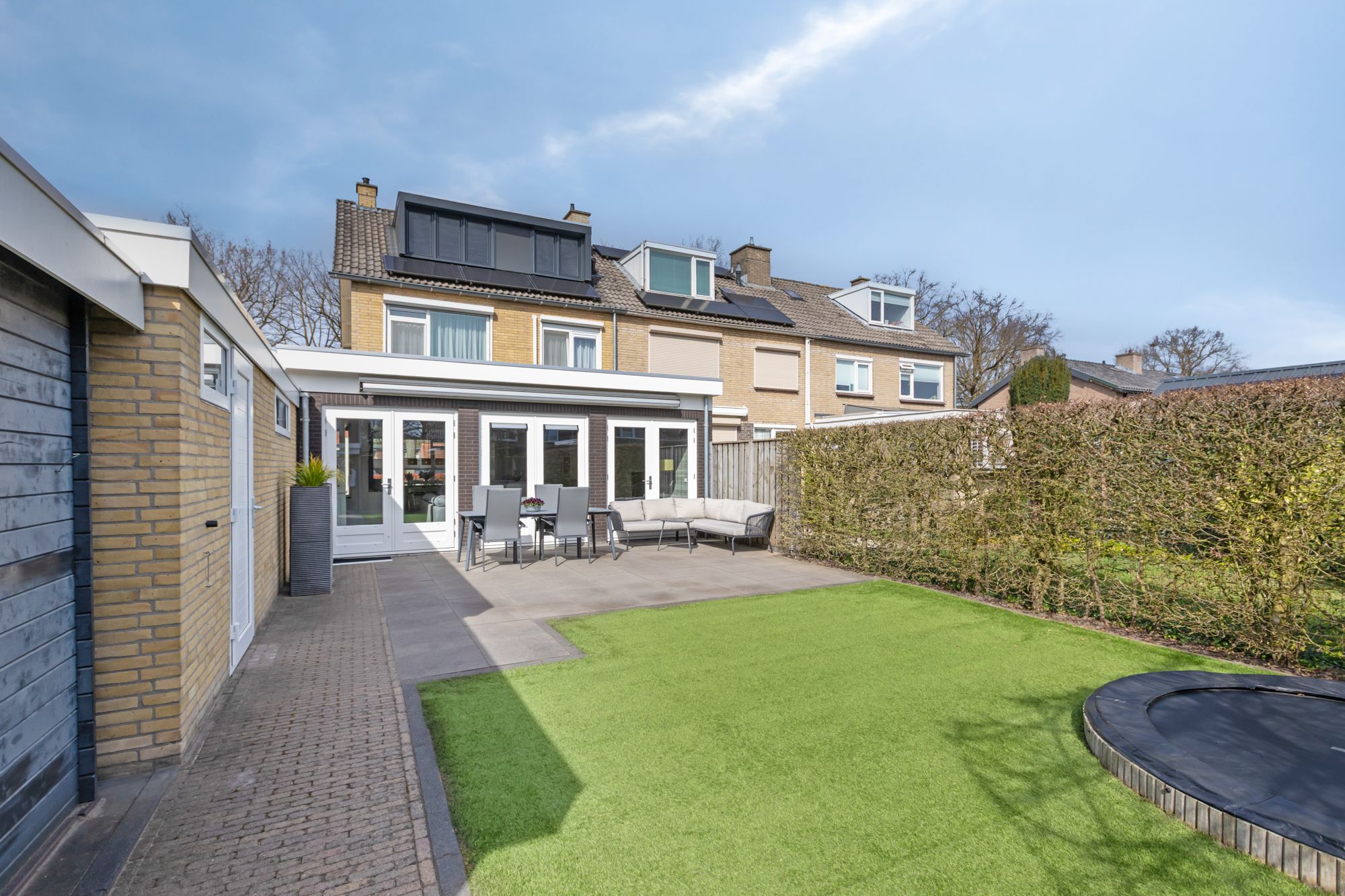 Spacious Corner House with Extended Living Room and Large Plot in Duiven Centre — 50