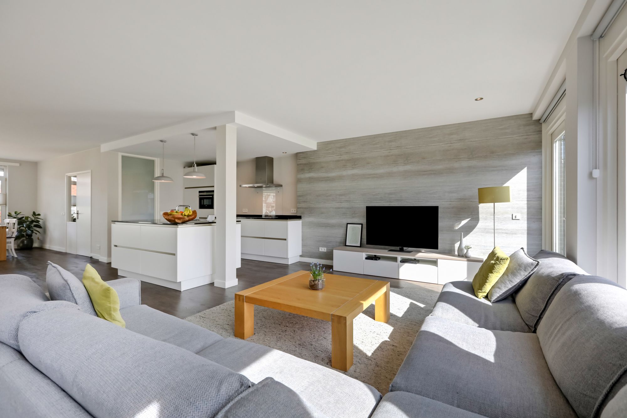 Spacious Corner House with Extended Living Room and Large Plot in Duiven Centre — 13