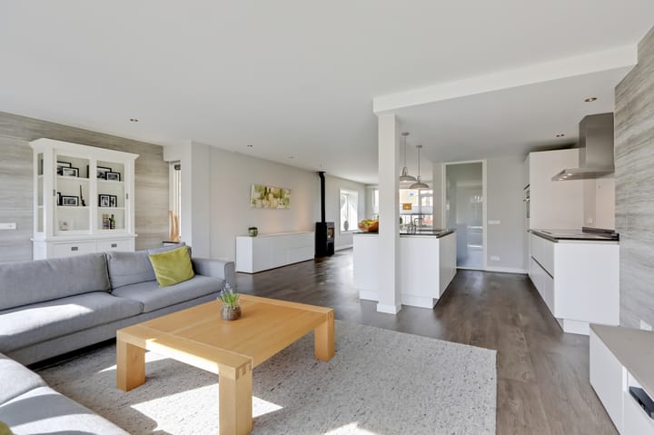 Photo 2 of Burgemeester van Dorth tot Medlerstraat 23