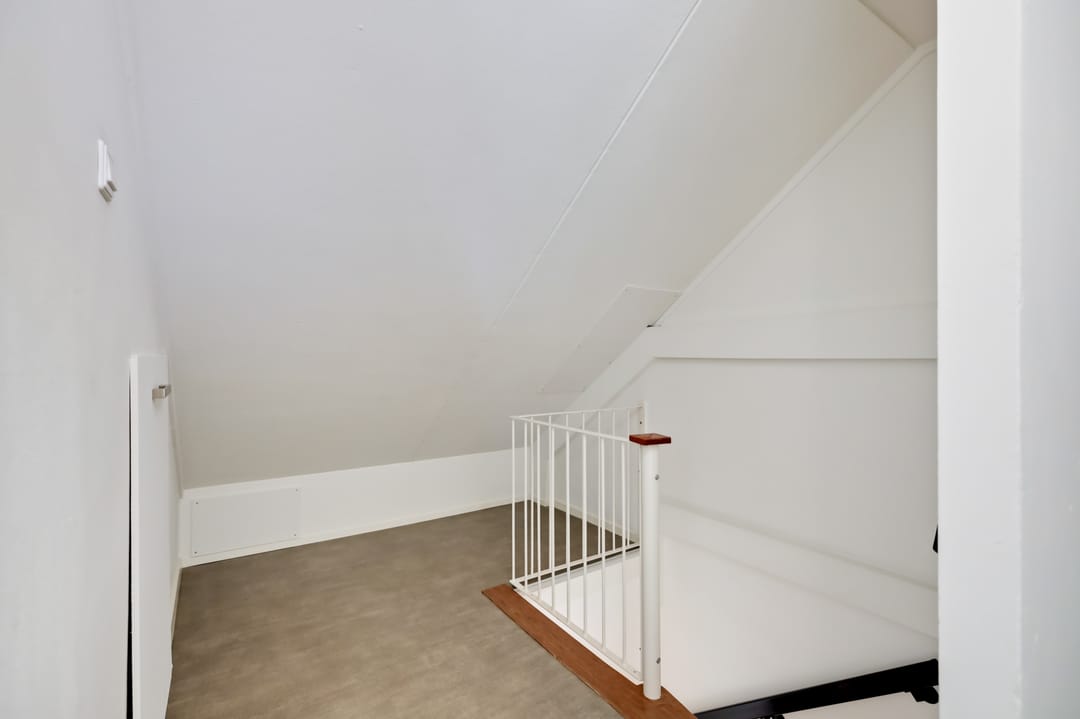 Spacious Corner House with Extended Living Room and Large Plot in Duiven Centre — 40