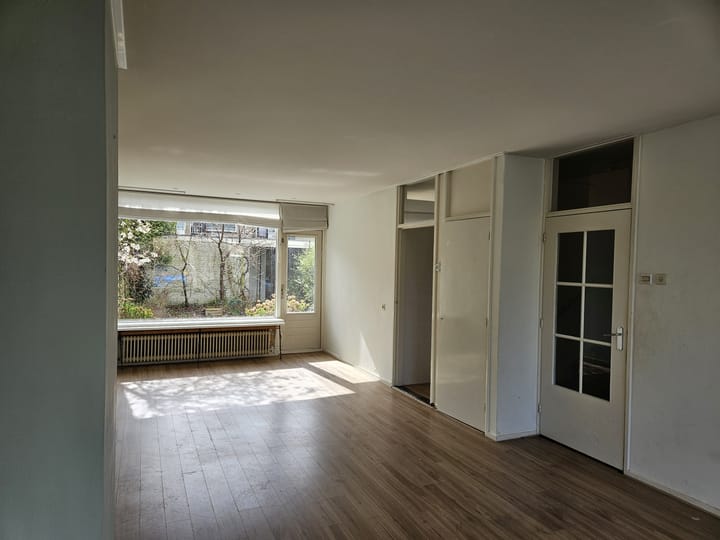 Photo 3 of Vincent van Goghlaan 30