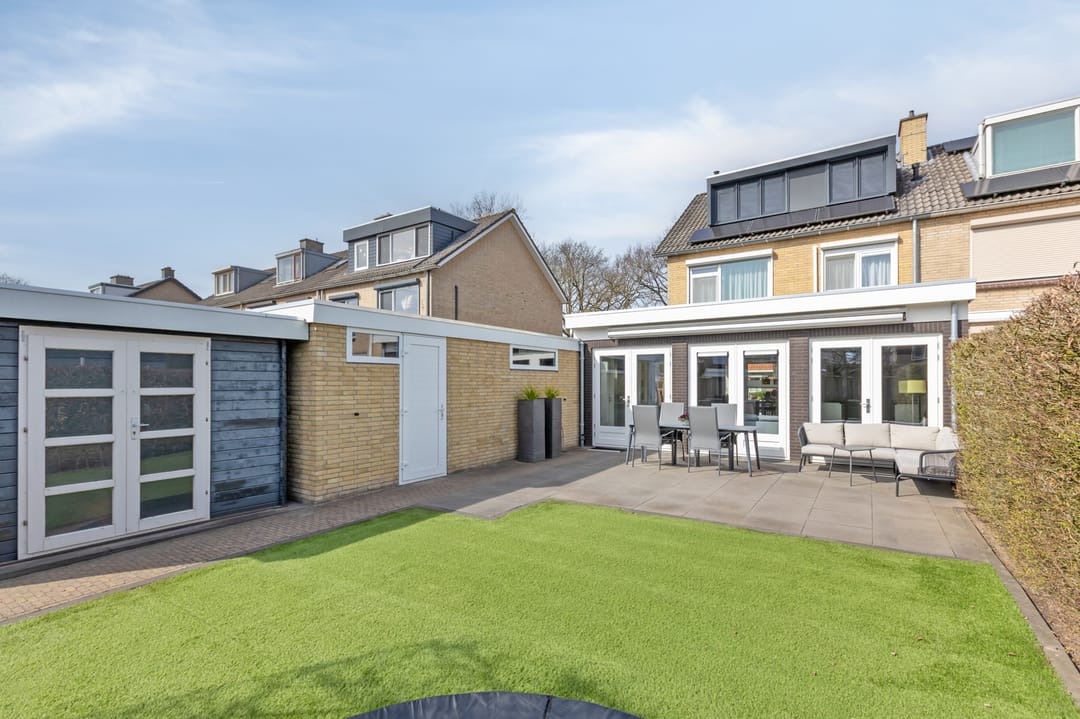Spacious Corner House with Extended Living Room and Large Plot in Duiven Centre — 51
