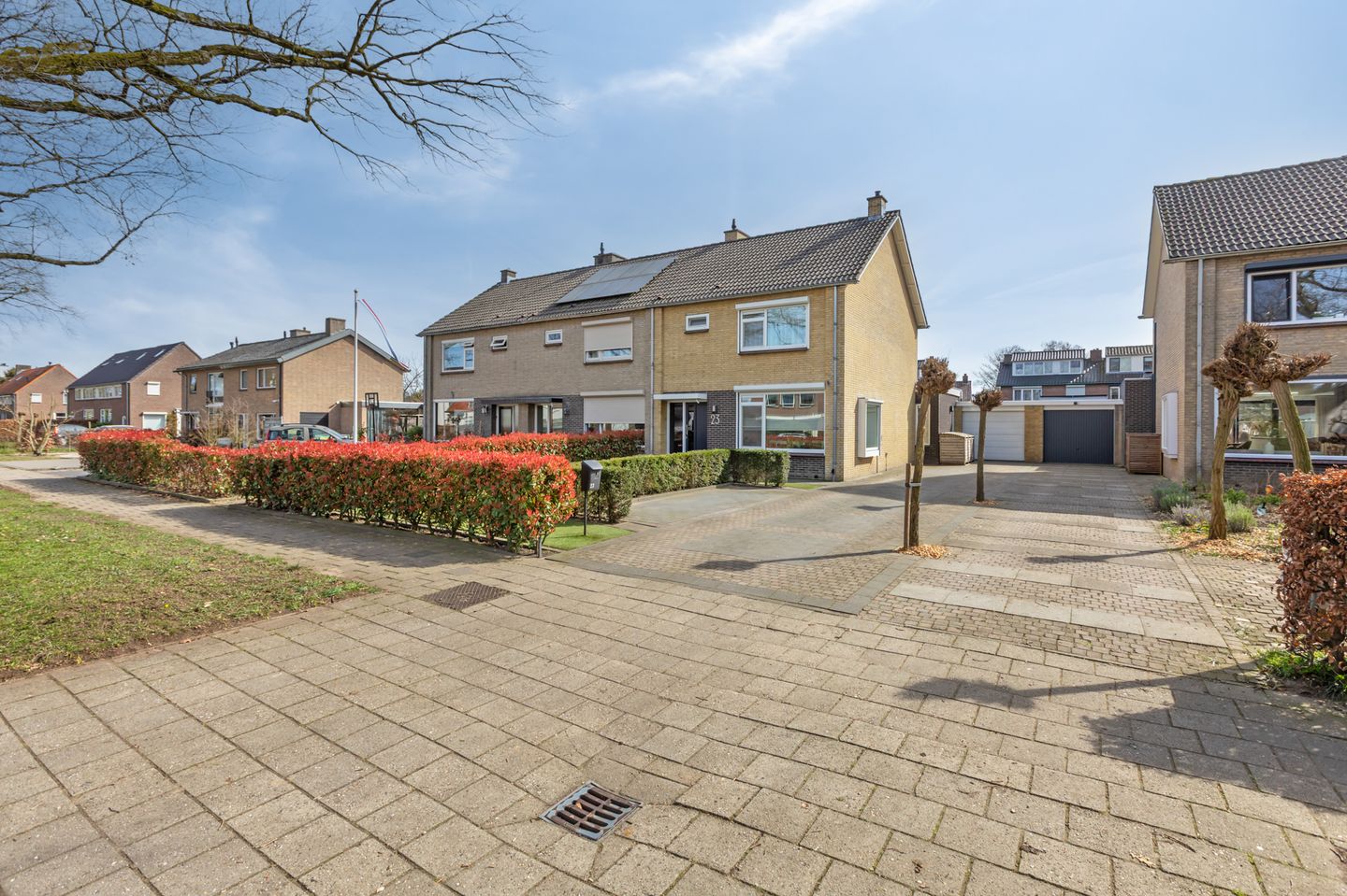 Spacious Corner House with Extended Living Room and Large Plot in Duiven Centre — 62
