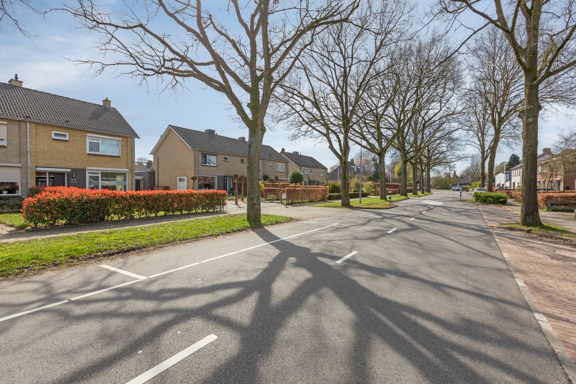 Spacious Corner House with Extended Living Room and Large Plot in Duiven Centre — 64