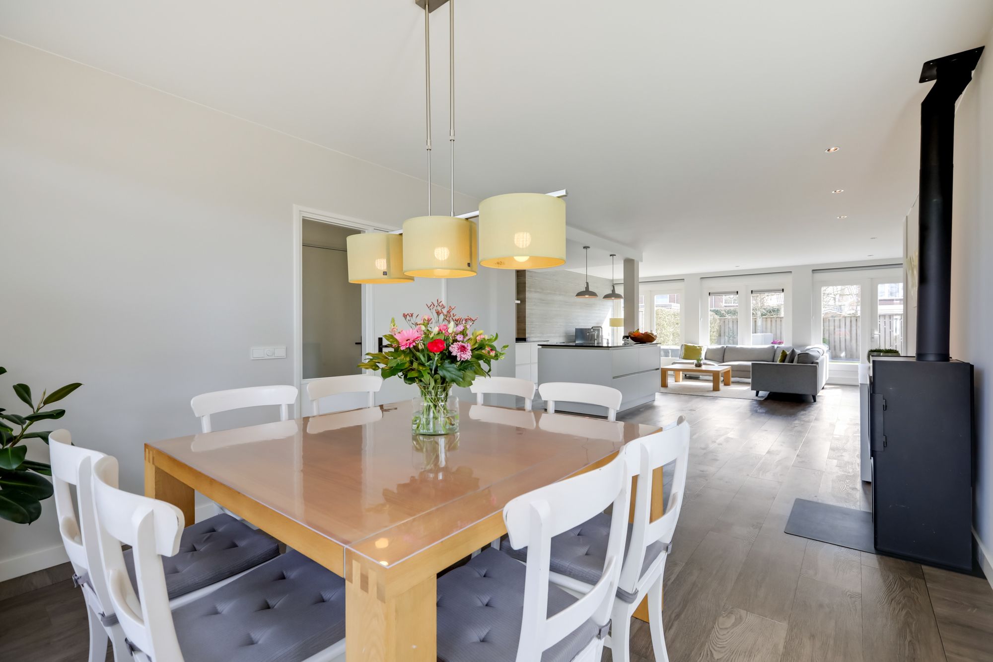 Spacious Corner House with Extended Living Room and Large Plot in Duiven Centre — 25
