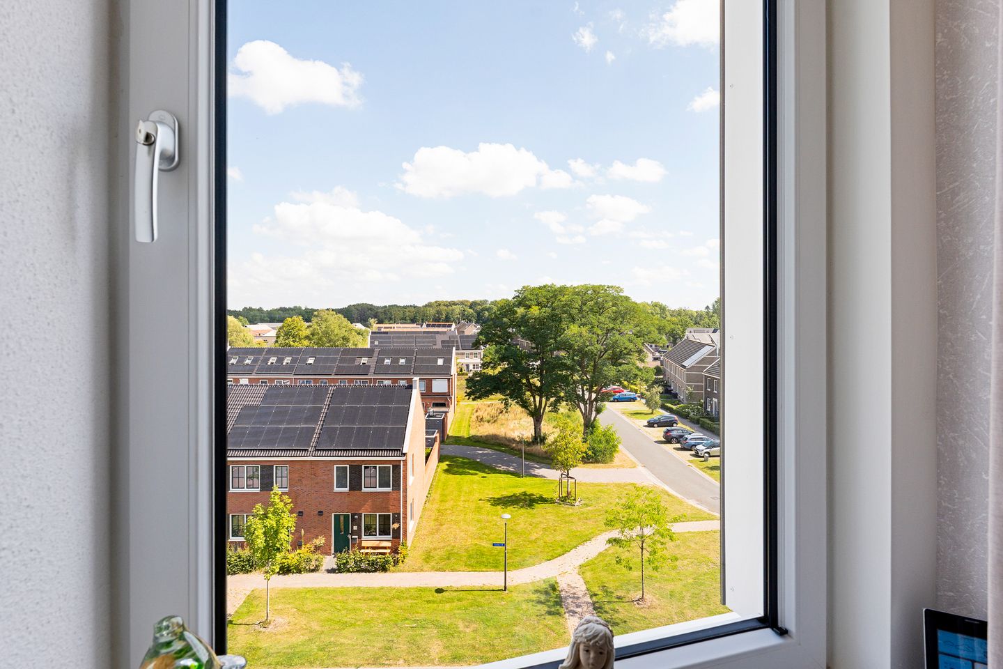 Move-In Ready Apartment with Green Views in Diepstroeten Residential Park — 35