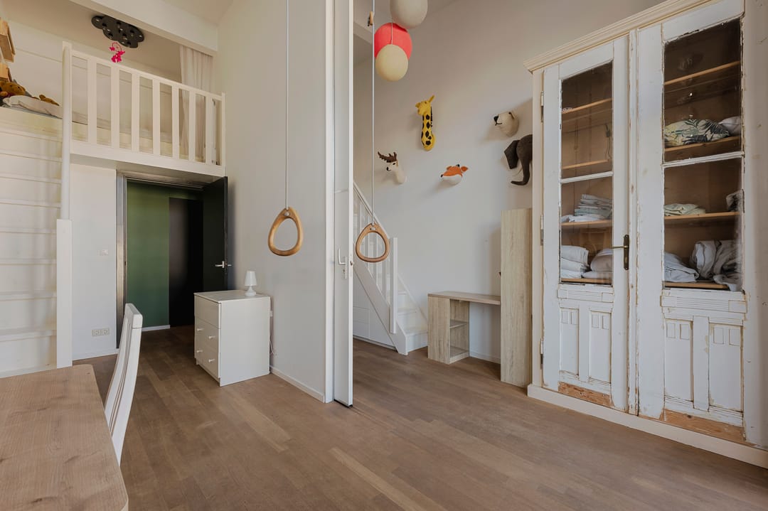 Photo 43 of Planciusstraat 17-E