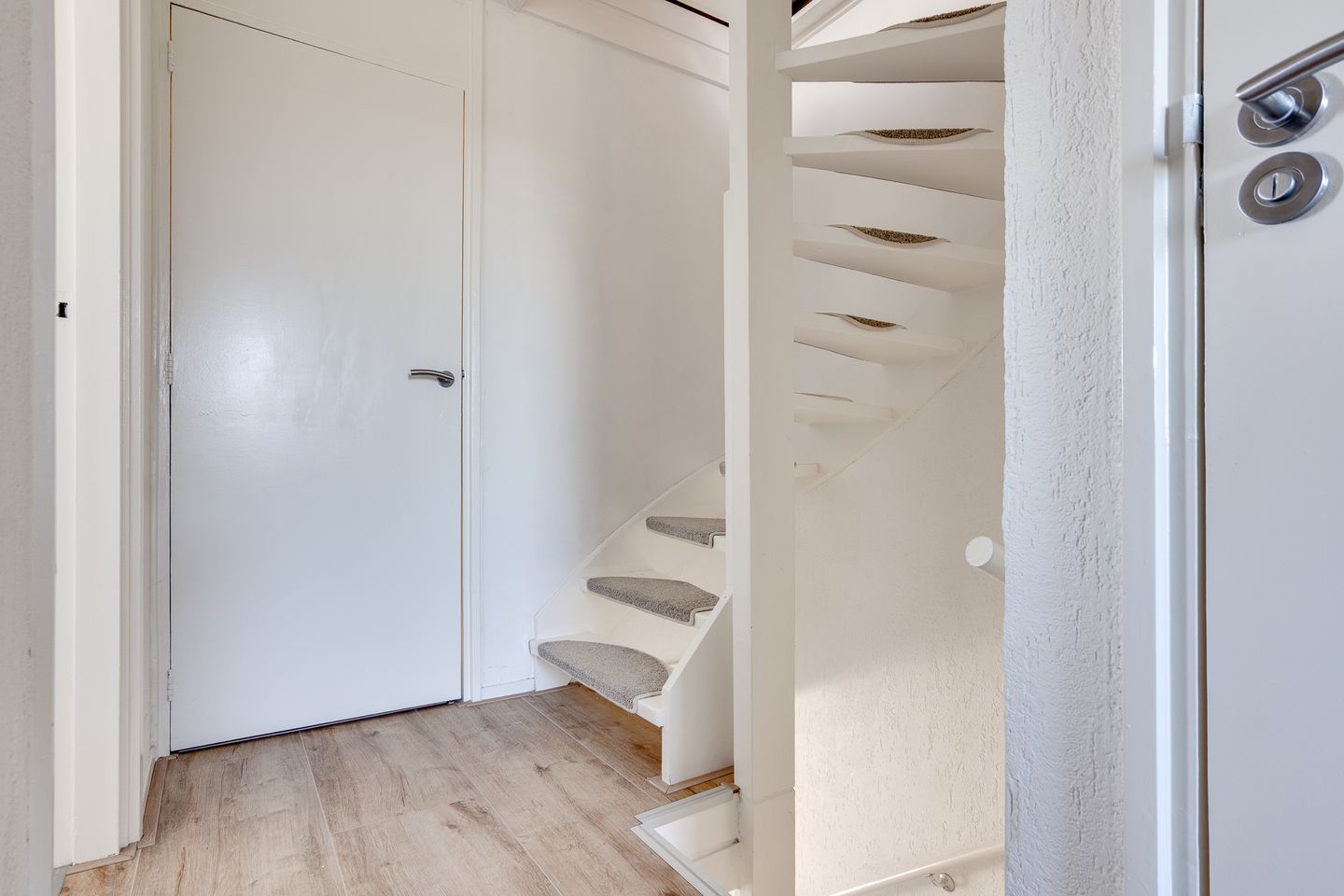 Foto 35 van H.J. van der Veenstrjitte 3