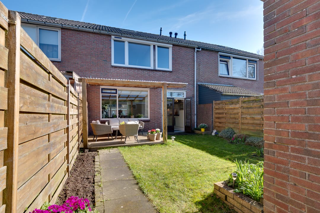 Foto 2 van H.J. van der Veenstrjitte 3