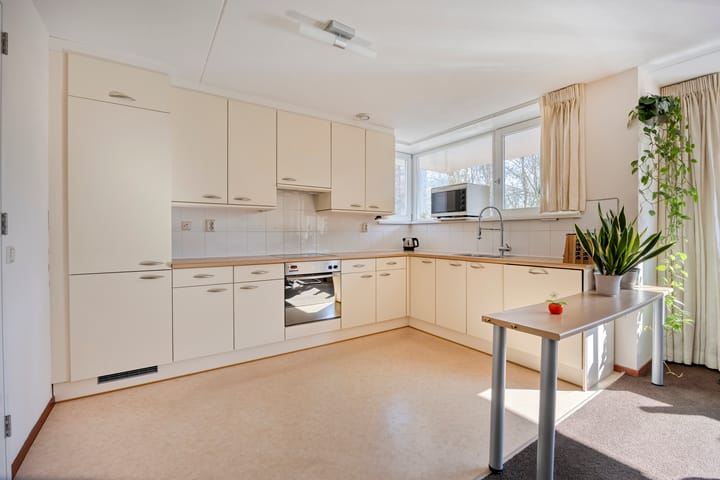 Photo 4 of Handweg 135