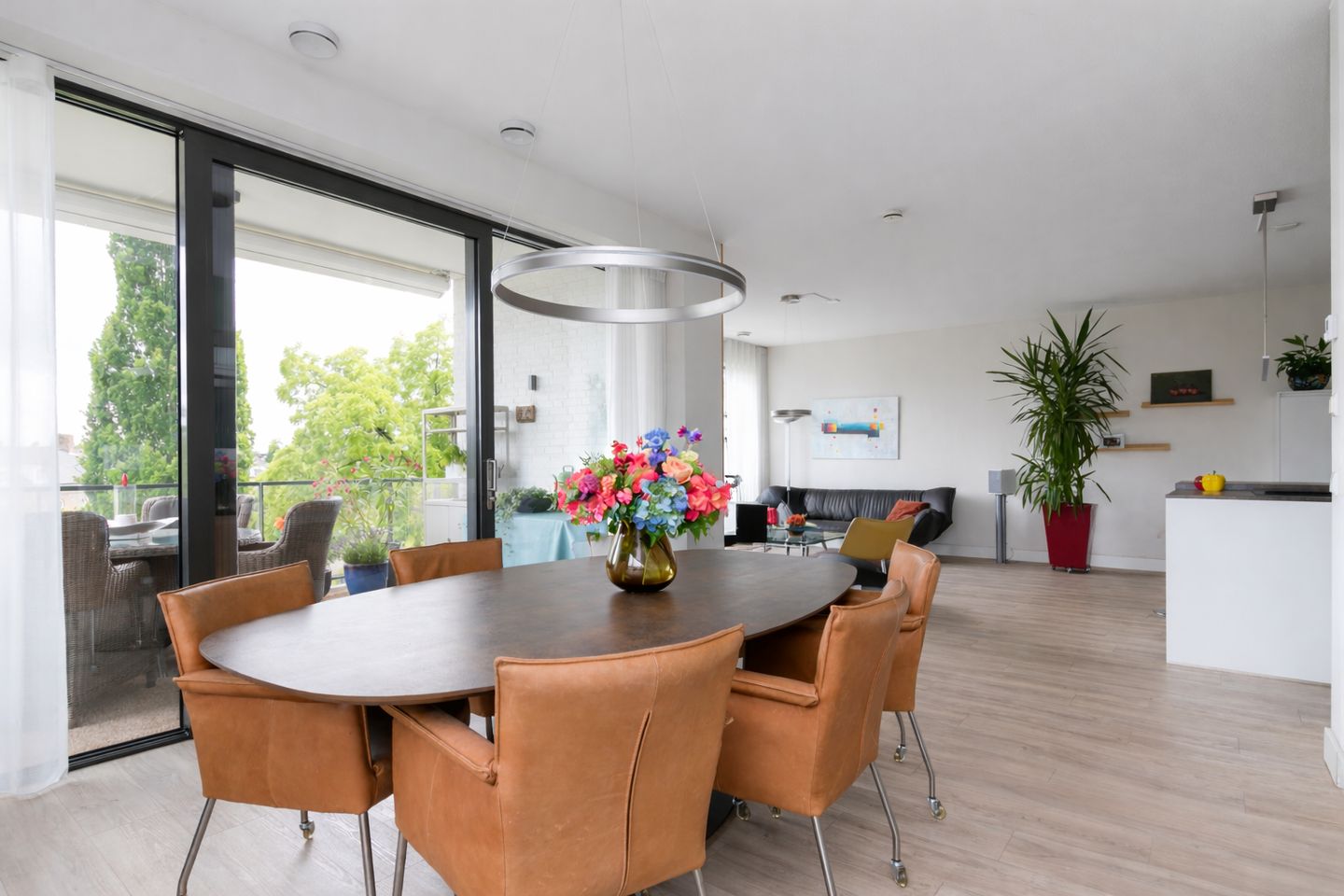 Foto 4 van Le Sage ten Broeklaan 19-21