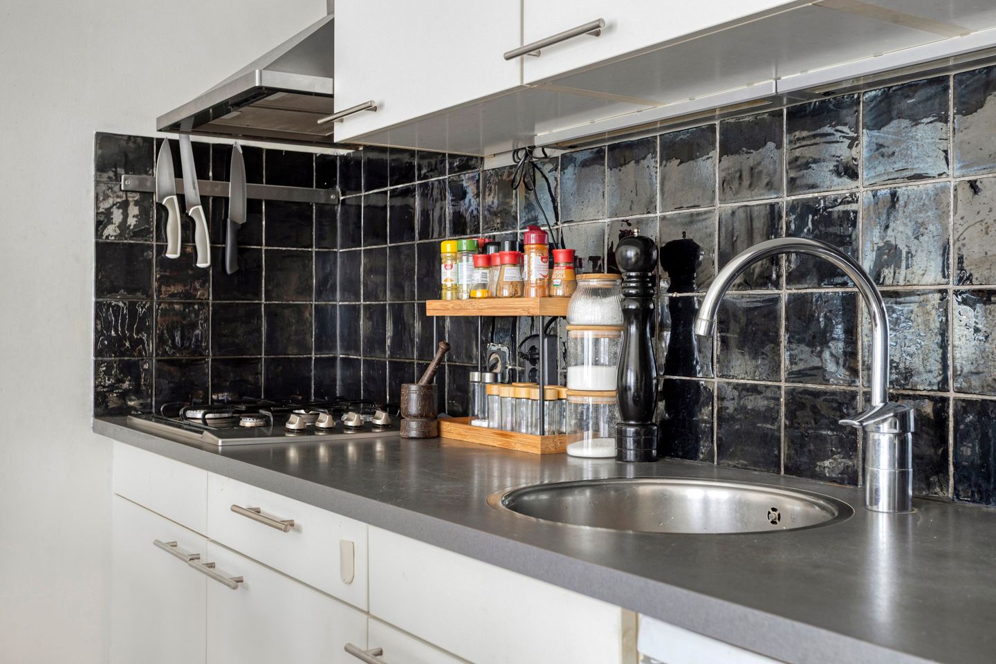 Photo 14 of Groeseindstraat 27-09