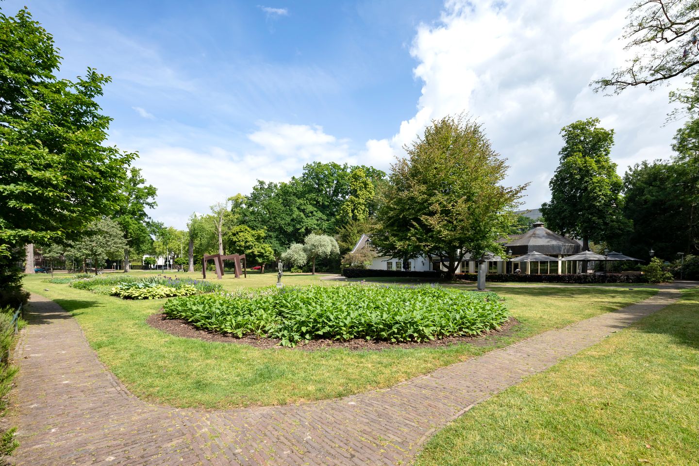 Foto 25 van Le Sage ten Broeklaan 19-21