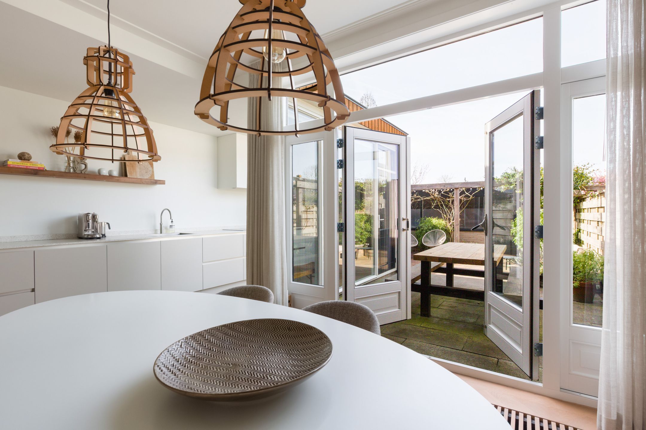 Foto 15 van Leliestraat 32