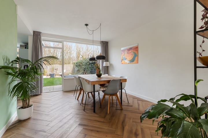 Photo 2 of Uiterdijksehof 54