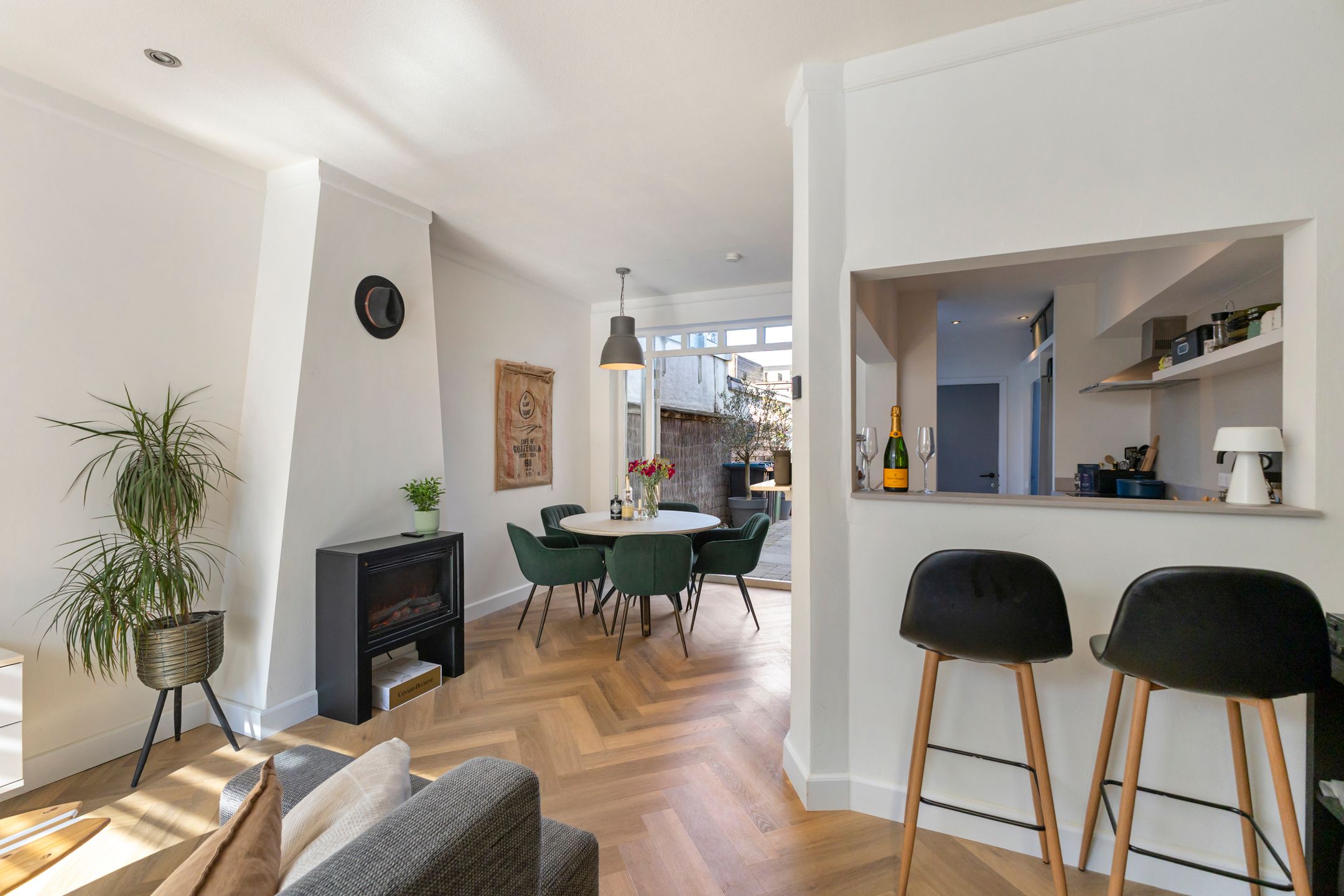 Foto 9 van Van Leeuwenhoekstraat 4