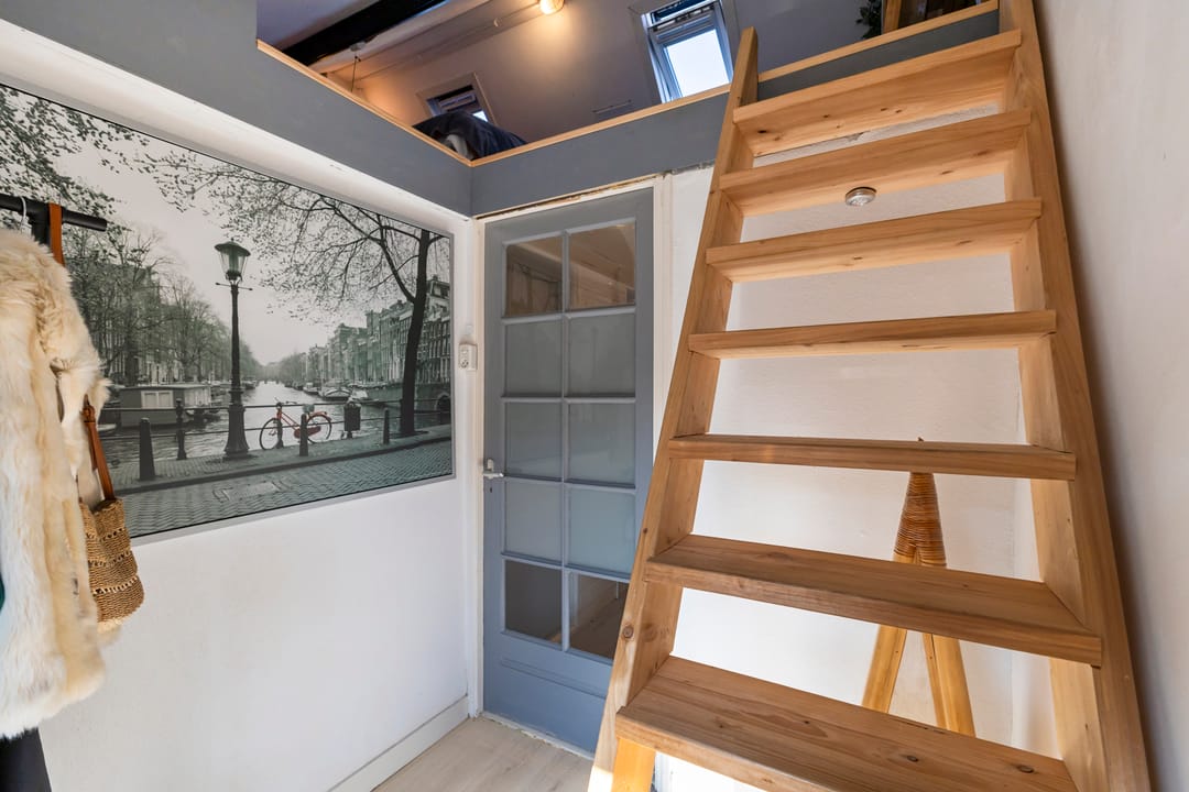 Foto 28 van Van Leeuwenhoekstraat 4