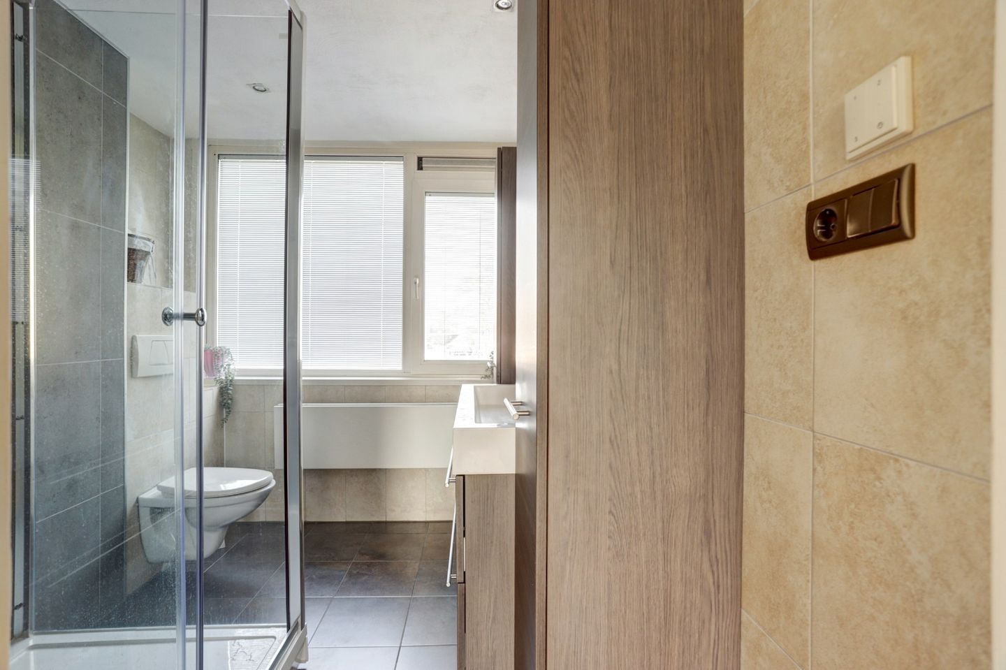 Foto 20 van Wormserstraat 9