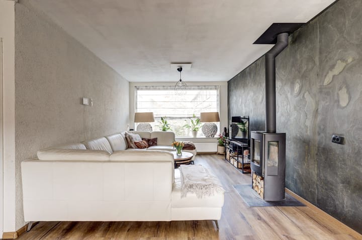 Photo 2 of Wormserstraat 9