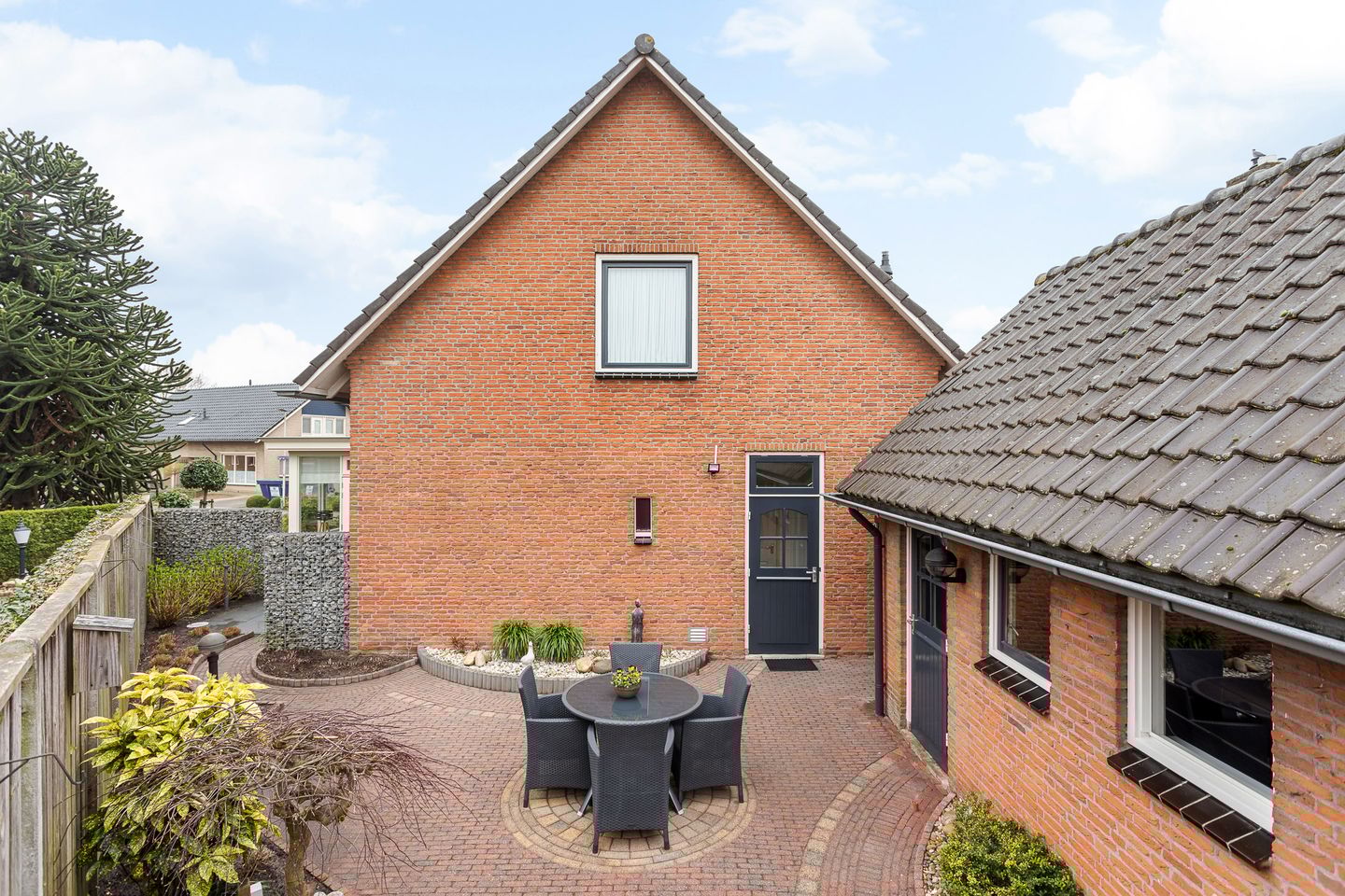 Foto 19 van Broenenstraat 5