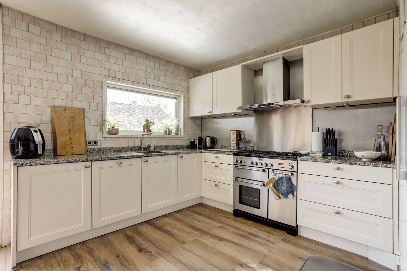 Foto 9 van Wormserstraat 9