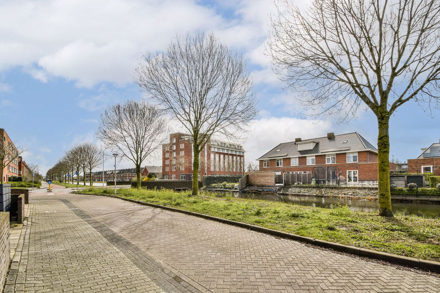 Foto 29 van Alver 81