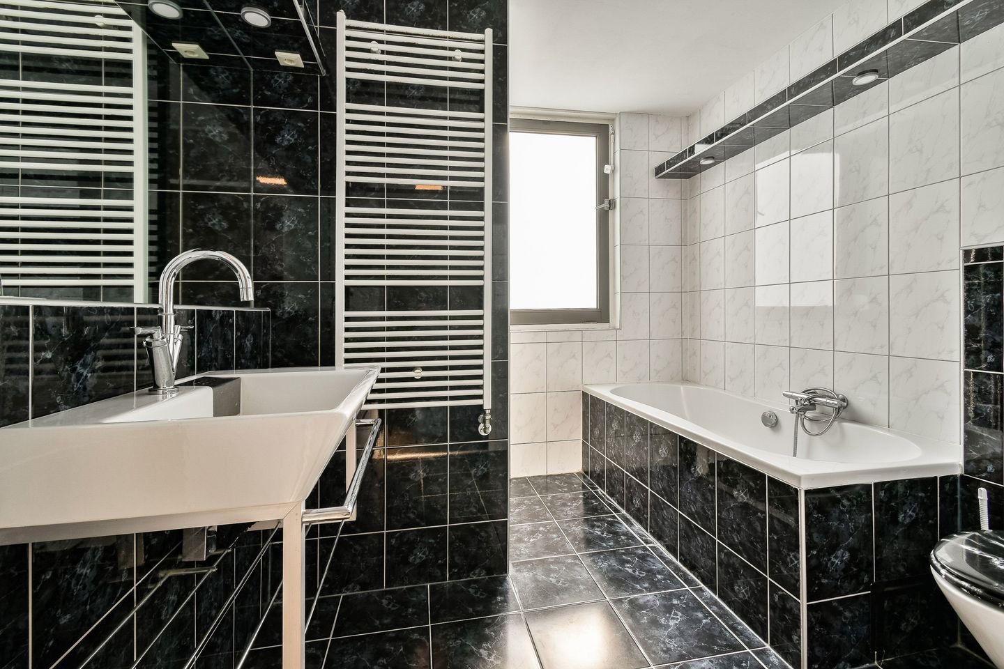 Foto 10 van Alver 81