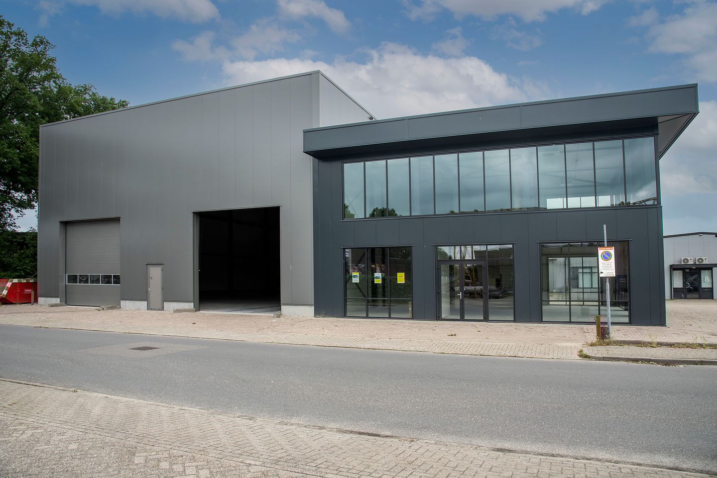 Bekijk foto 5 van Van den Broekeweg 6