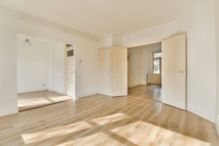 Foto 3 van Van Tuyll van Serooskerkenweg 16-1