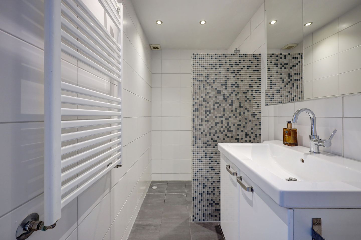 Foto 25 van Nachtegaallaan 69