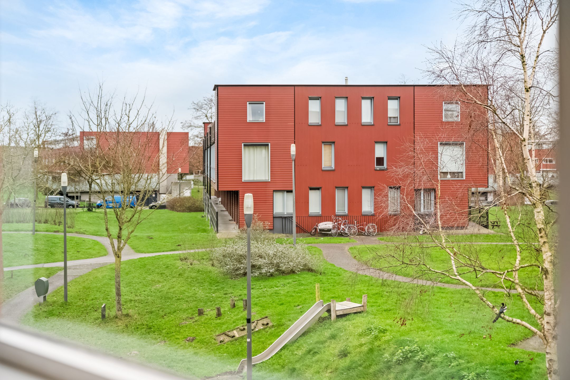 Spacious family home with roof terrace and free meadow views in Amersfoort Nieuwland — 30