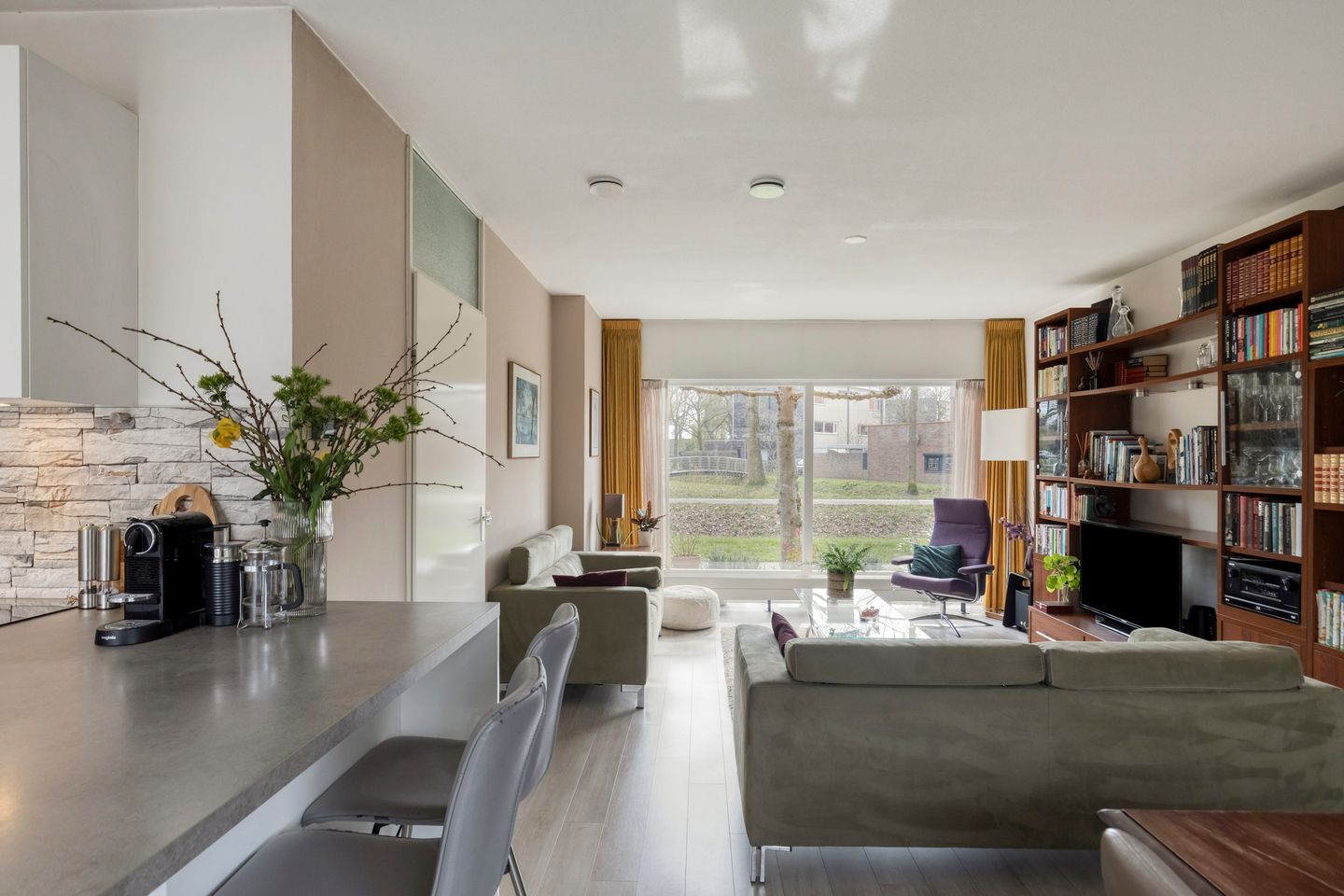 Modern Sustainable Terraced Home with Four Bedrooms and Open Views — 20