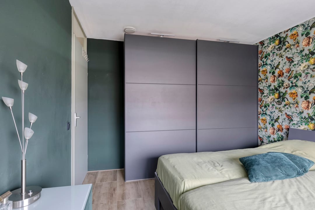 Modern Sustainable Terraced Home with Four Bedrooms and Open Views — 28