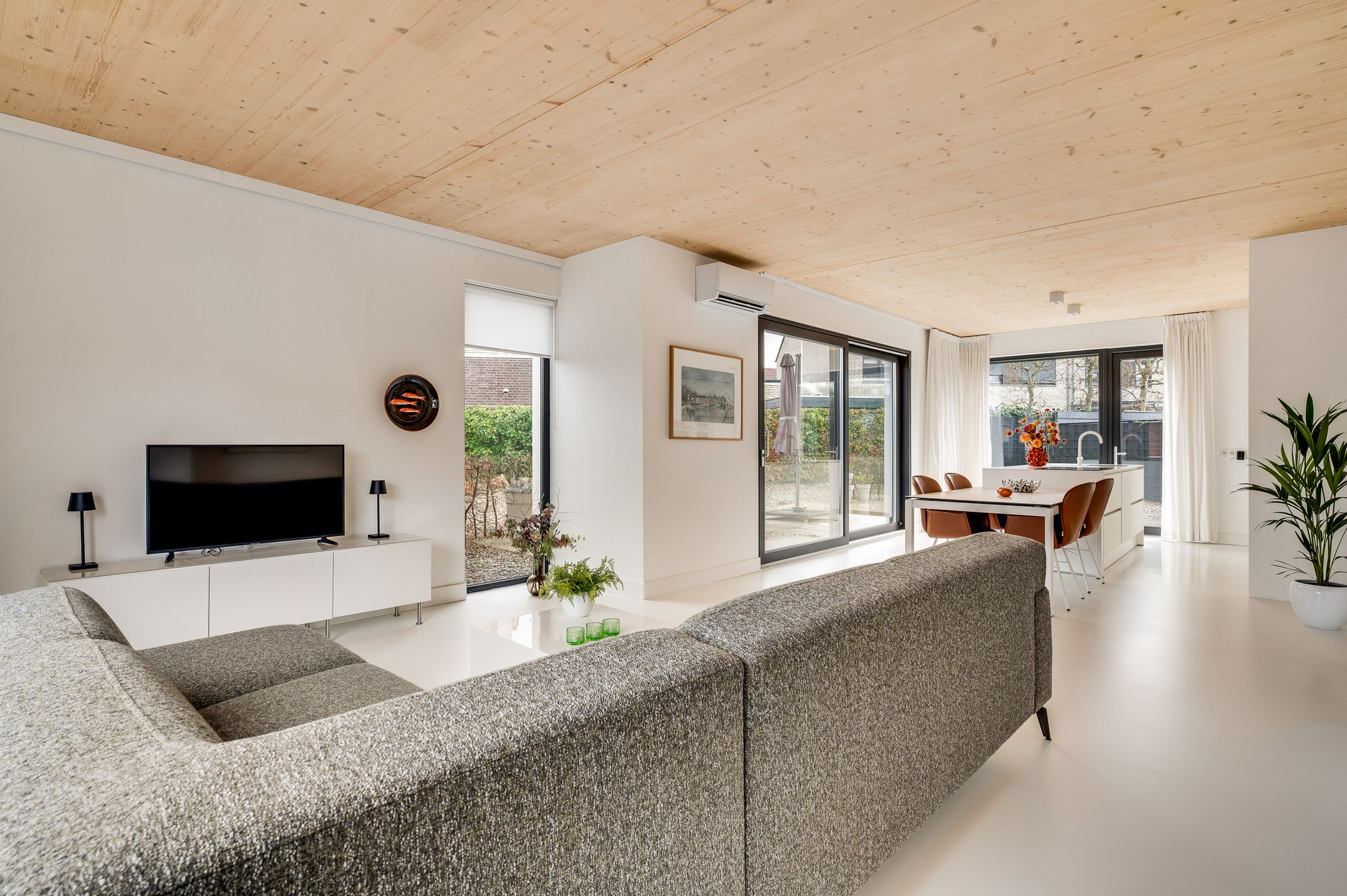 Foto 3 van Provence 1