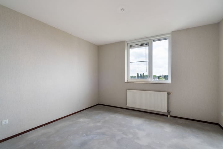 Foto 4 van Louis Regoutstraat 24